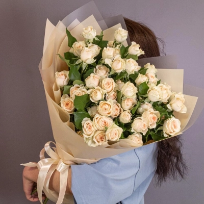 Букет «Персик» – пышные кустовые розы нежно-персикового оттенка Багратионовск Калининградская область