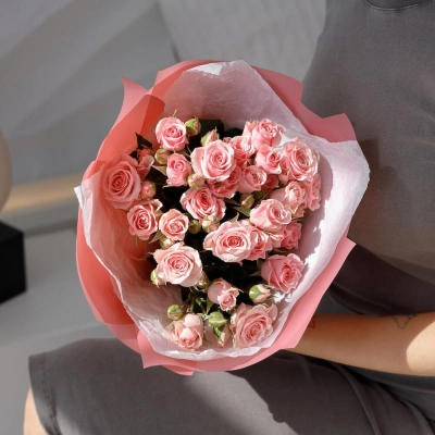 Букет «Поцелуй принцессы»  – нежные кустовые розы в королевском стиле Багратионовск Калининградская область