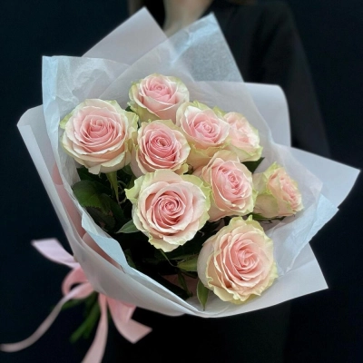 Букет из 9 розовых роз – нежность в каждом лепестке Багратионовск Калининградская область