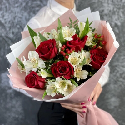 Букет «Нуар» – контраст страсти и нежности Багратионовск Калининградская область