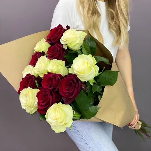 Букет «Инь-Ян» – гармония страсти и чистоты Багратионовск Калининградская область
