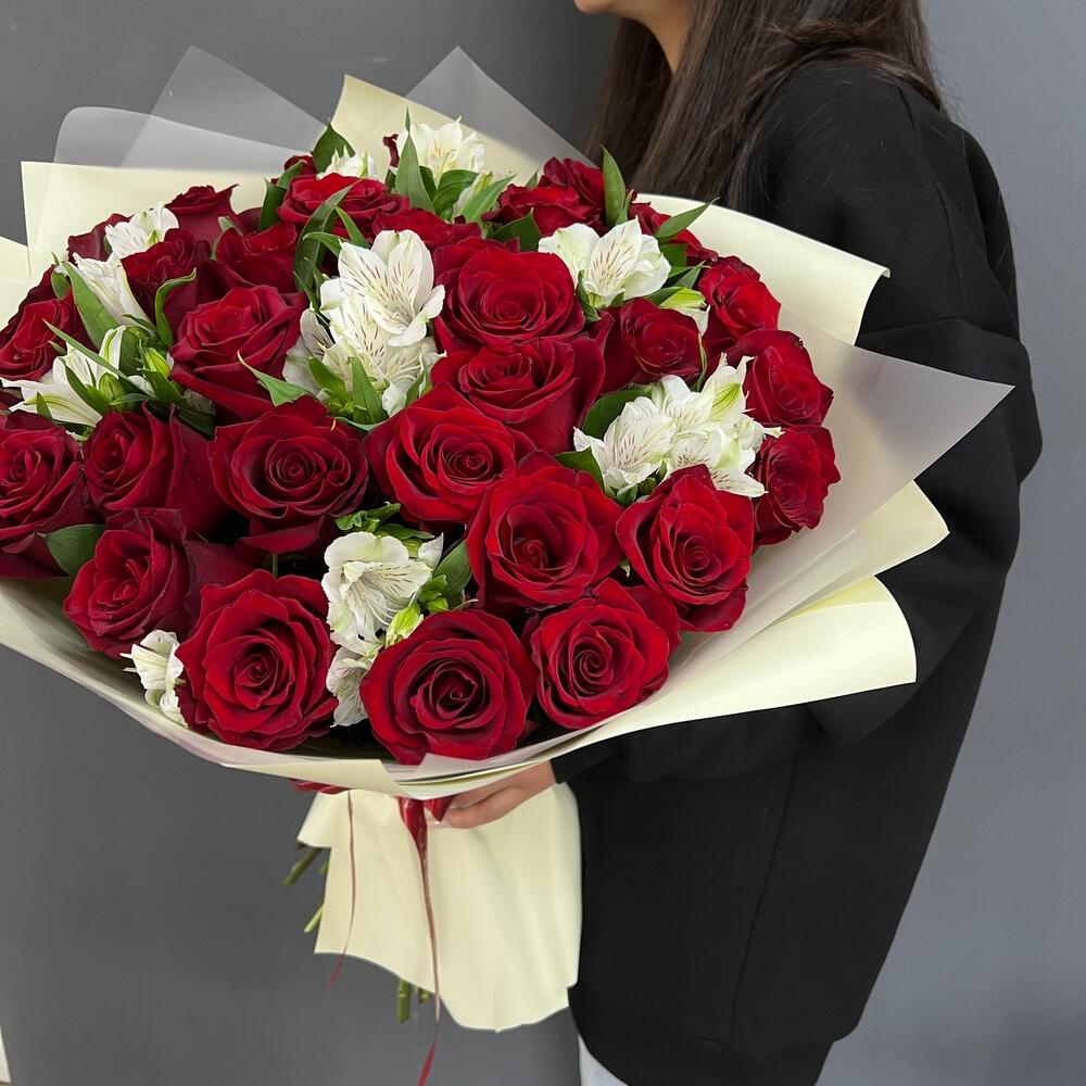 Букет «Танец любви» – гармония страсти и нежности в каждом лепестке Багратионовск Калининградская область