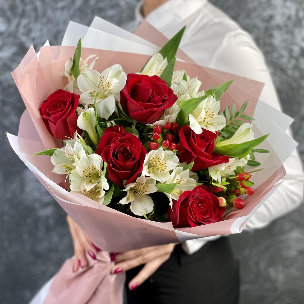 Букет «Нуар» – контраст страсти и нежности Багратионовск Калининградская область