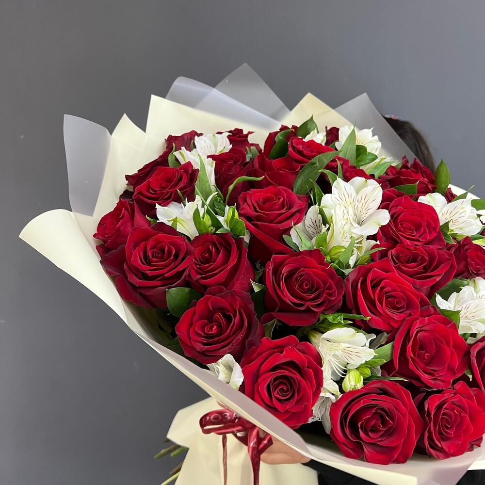 Букет «Танец любви» – гармония страсти и нежности в каждом лепестке Багратионовск Калининградская область